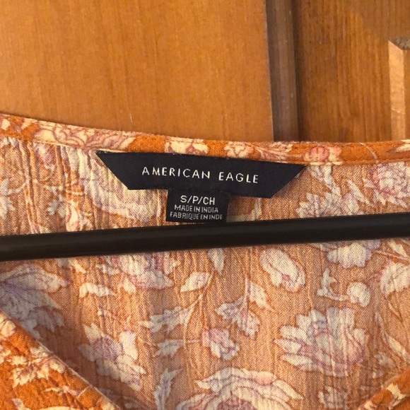 Orange and white American Eagle top - Picture 5 of 5